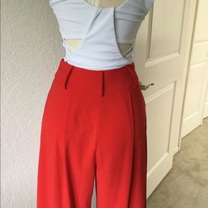 Flying Tomato Pants - Flying Tomato Cropped Culottes. Red. Size 4. Flying Tomato Pants - Flying Tomato Cropped Culottes. Red. Size 4.